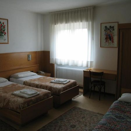 Hotel Oasi Тренто Экстерьер фото