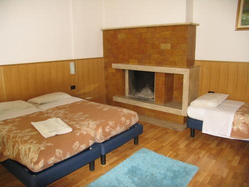 Hotel Oasi Тренто Экстерьер фото