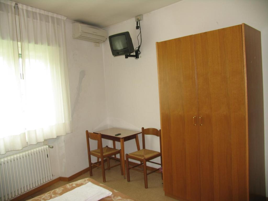 Hotel Oasi Тренто Экстерьер фото