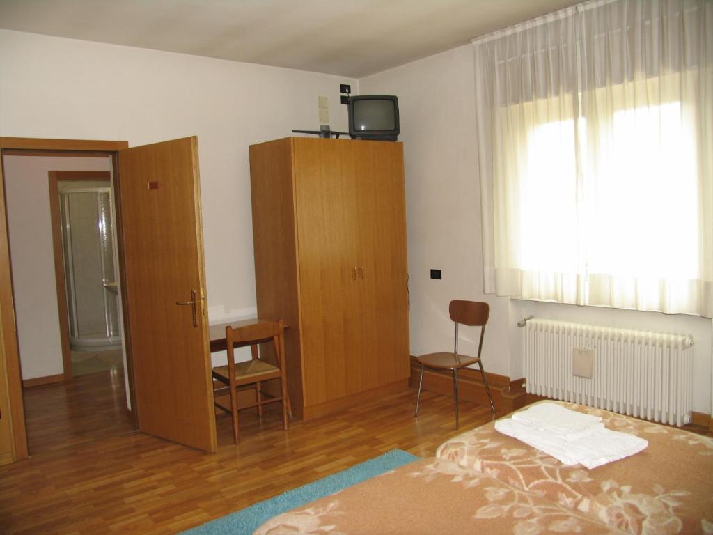 Hotel Oasi Тренто Экстерьер фото