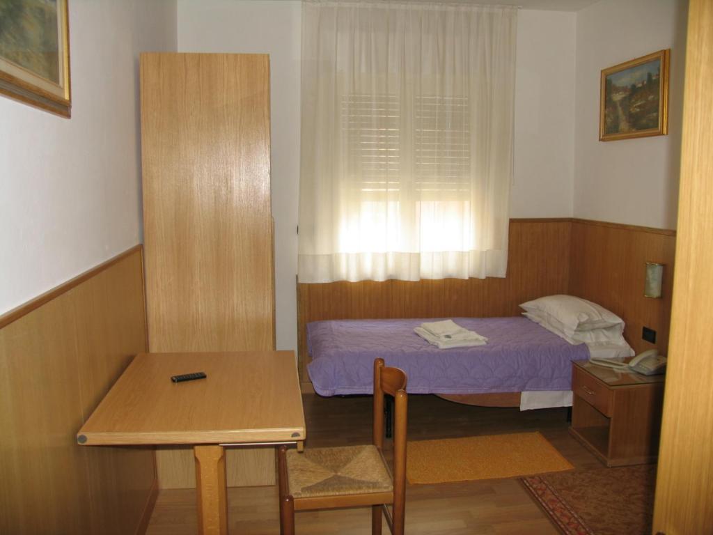 Hotel Oasi Тренто Экстерьер фото